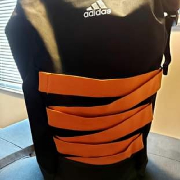 Adidas - Picture 4 of 9